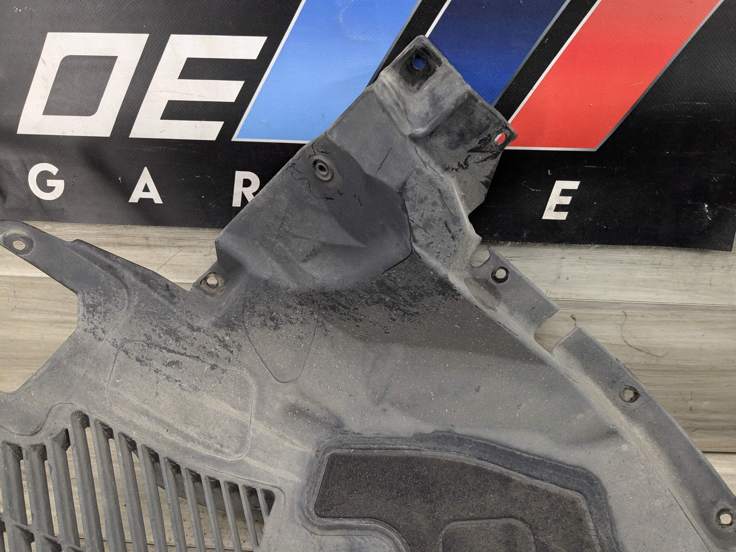 15-19 OEM BMW F16 F86 X6 X6M Right Passenger Fender Liner Wheel Splash Shield