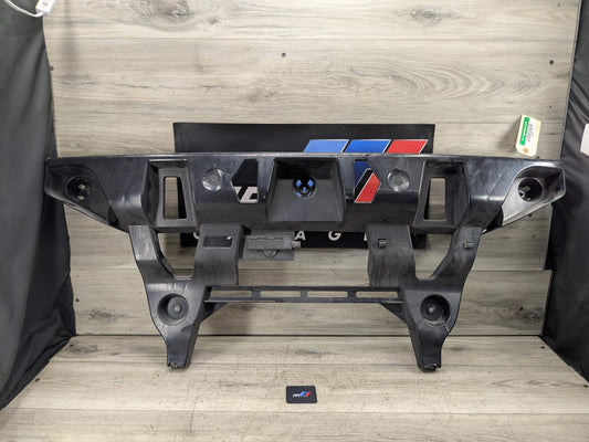15-19 OEM BMW F16 F86 X6 X6M REAR Bumper Upper Center Support Bracket Mount