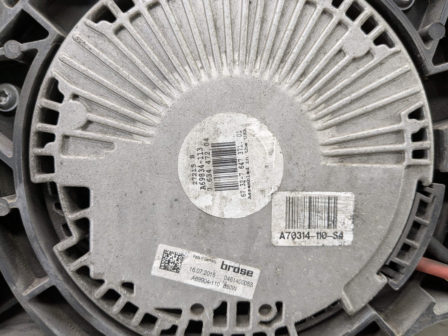 OEM BMW F15 F16 F85 F86 X5 X6 N63 S63 Radiator Cooling Fan Shroud Motor 850W