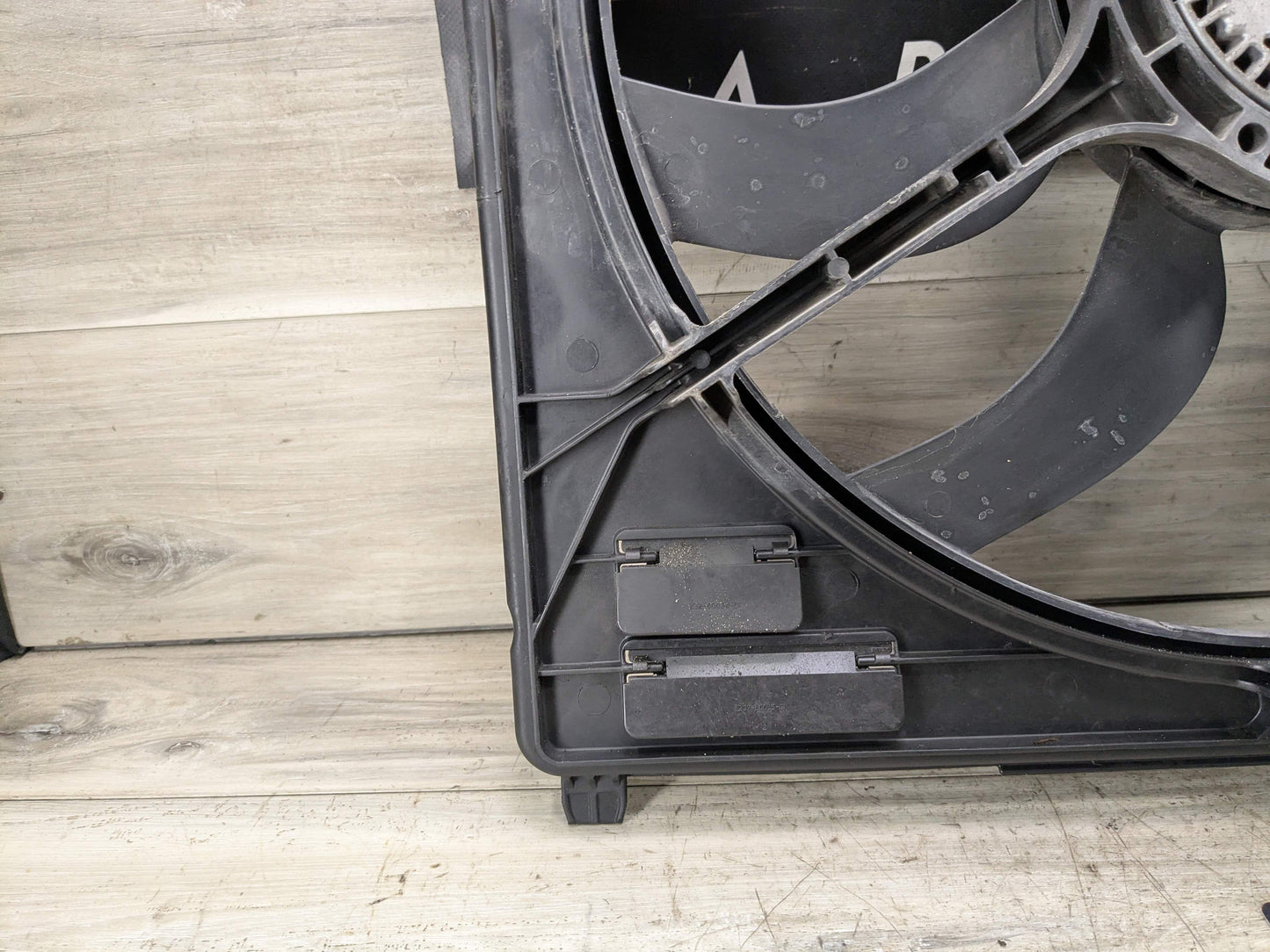 OEM BMW F15 F16 F85 F86 X5 X6 N63 S63 Radiator Cooling Fan Shroud Motor 850W