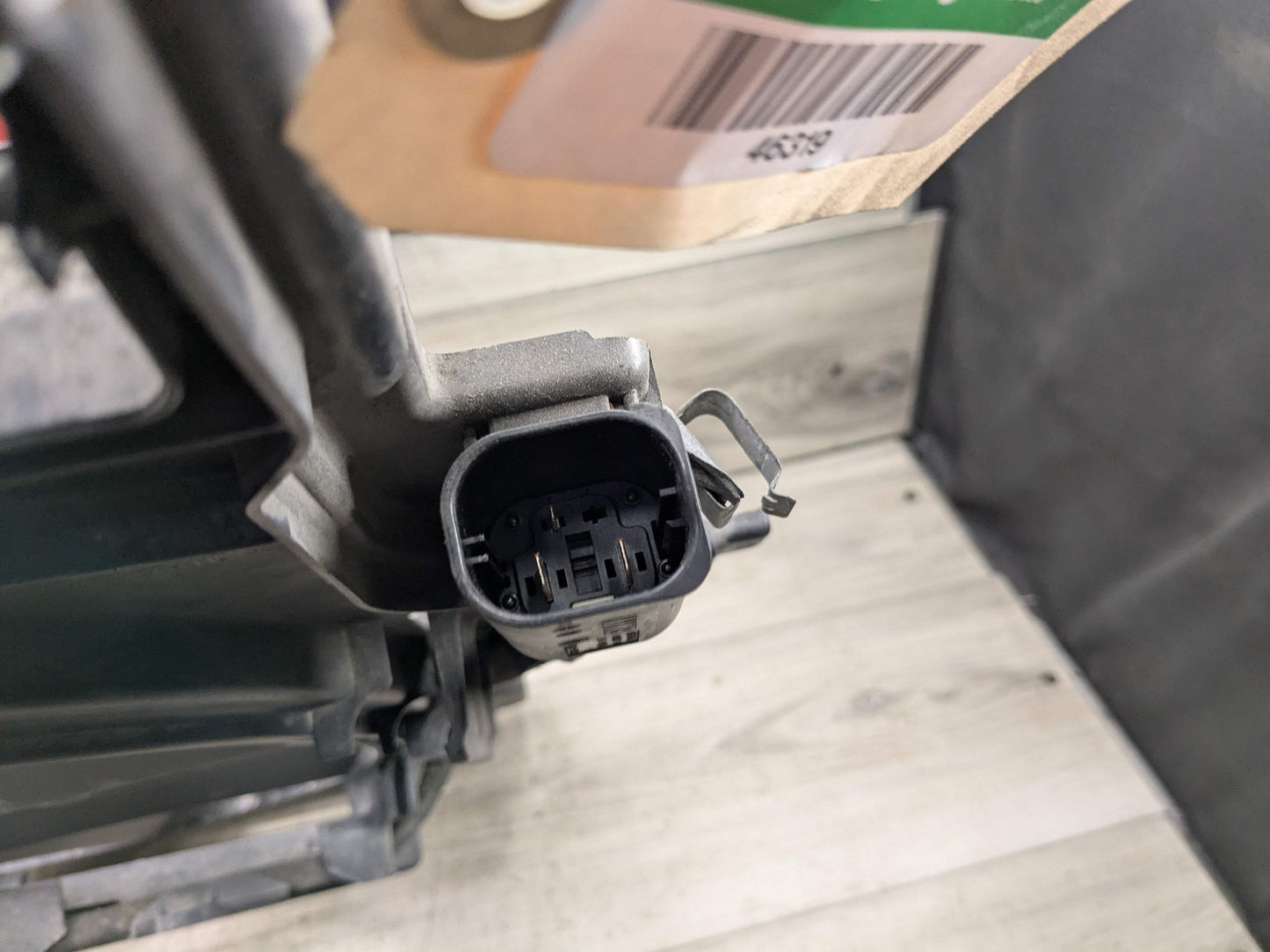 OEM BMW F15 F16 F85 F86 X5 X6 N63 S63 Radiator Cooling Fan Shroud Motor 850W