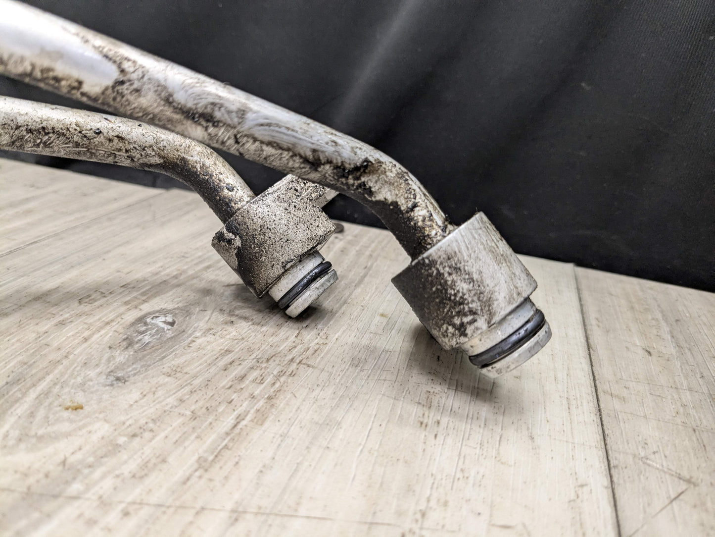 11-19 OEM E70 E71 F15 F16 X5 X6 Transmission Oil Cooler Hose Pipe Lines N63N