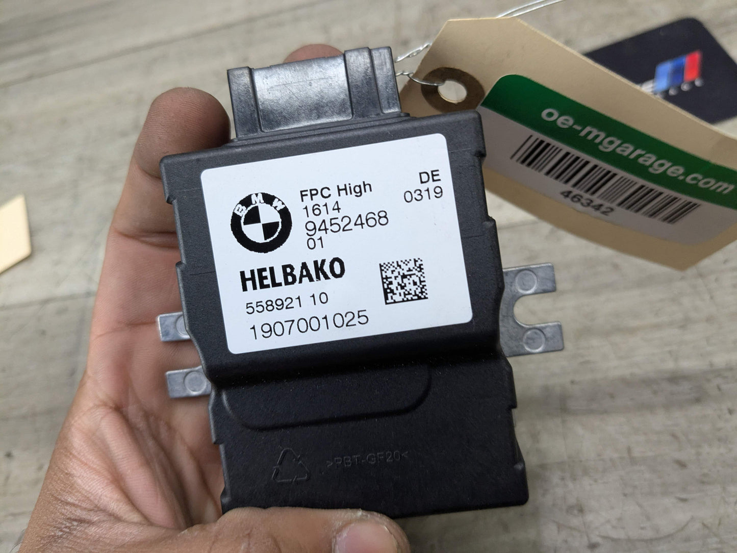 17-24 OEM BMW G01 G05 G12 G20 G22 G42 G30 G80 G82 Fuel Pump Control Module Unit