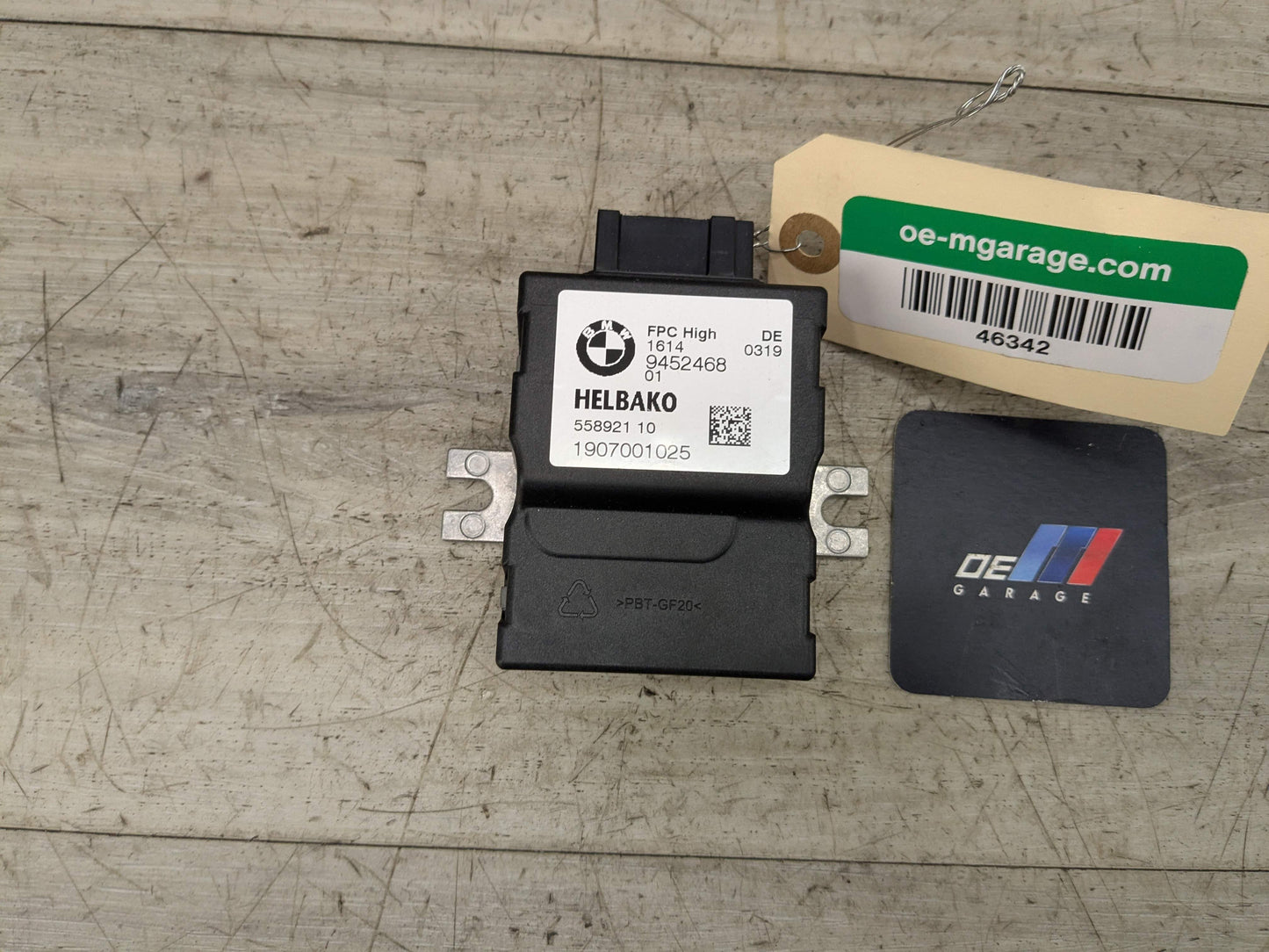 17-24 OEM BMW G01 G05 G12 G20 G22 G42 G30 G80 G82 Fuel Pump Control Module Unit