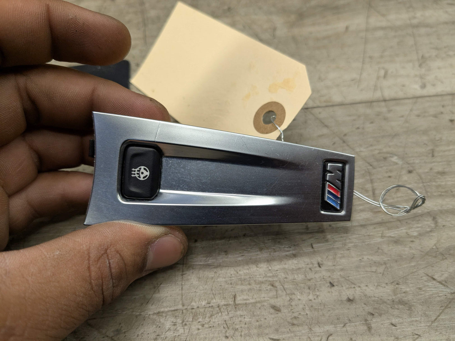 OEM BMW G01 G05 G12 G20 G22 G26 G80 Steering Wheel Heat Heater Switch Button*