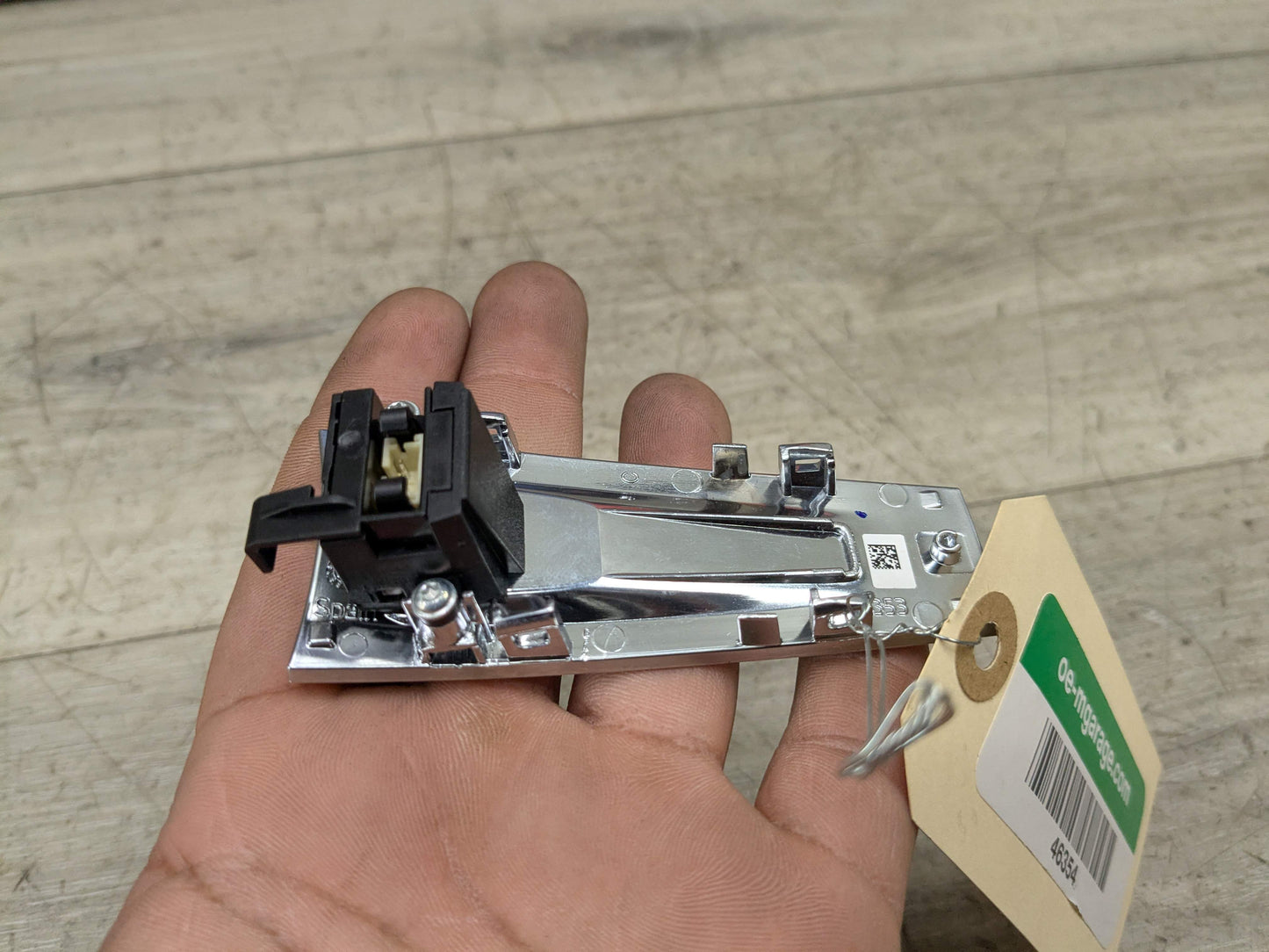 OEM BMW G01 G05 G12 G20 G22 G26 G80 Steering Wheel Heat Heater Switch Button*