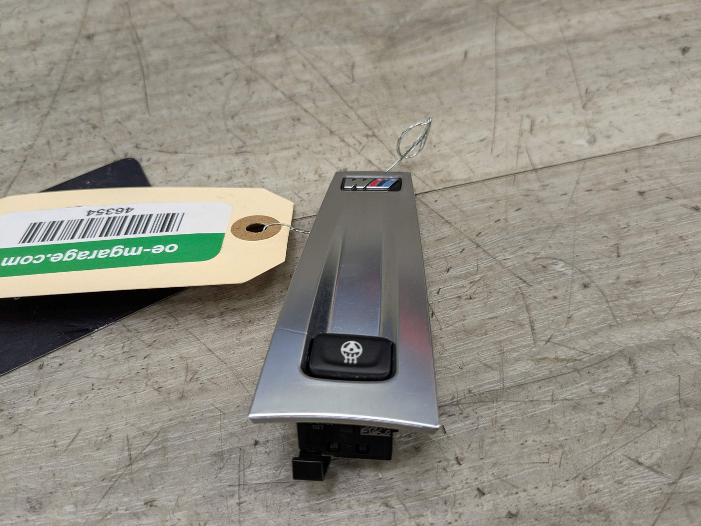 OEM BMW G01 G05 G12 G20 G22 G26 G80 Steering Wheel Heat Heater Switch Button*