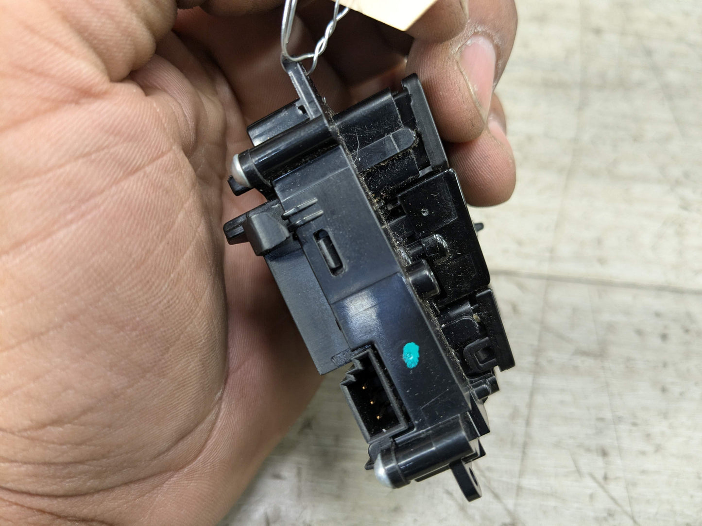 OEM BMW F44 G05 G20 G26 G42 G80 Left Driver Steering Wheel Button Control Switch