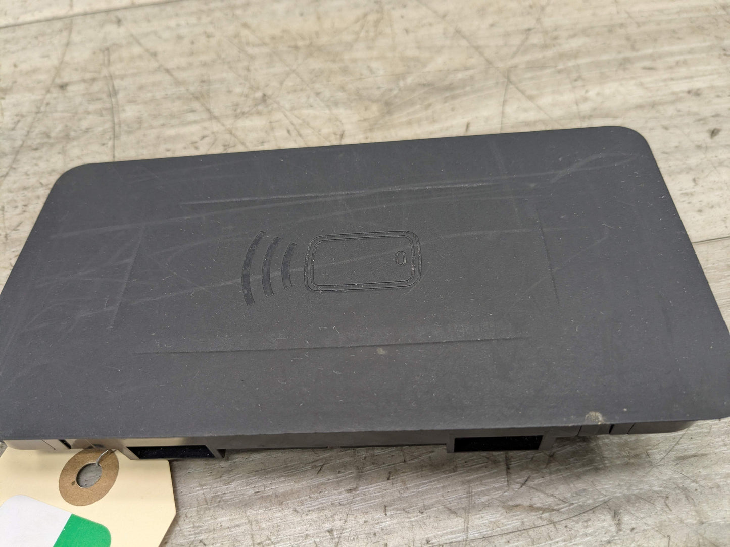 OEM BMW G01 G05 G20 G26 G80 M4 Center Console Storage Phone Car Wireless Charger