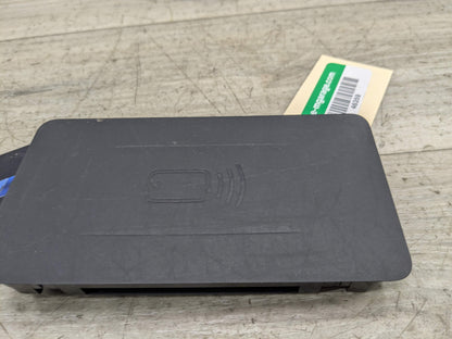 OEM BMW G01 G05 G20 G26 G80 M4 Center Console Storage Phone Car Wireless Charger