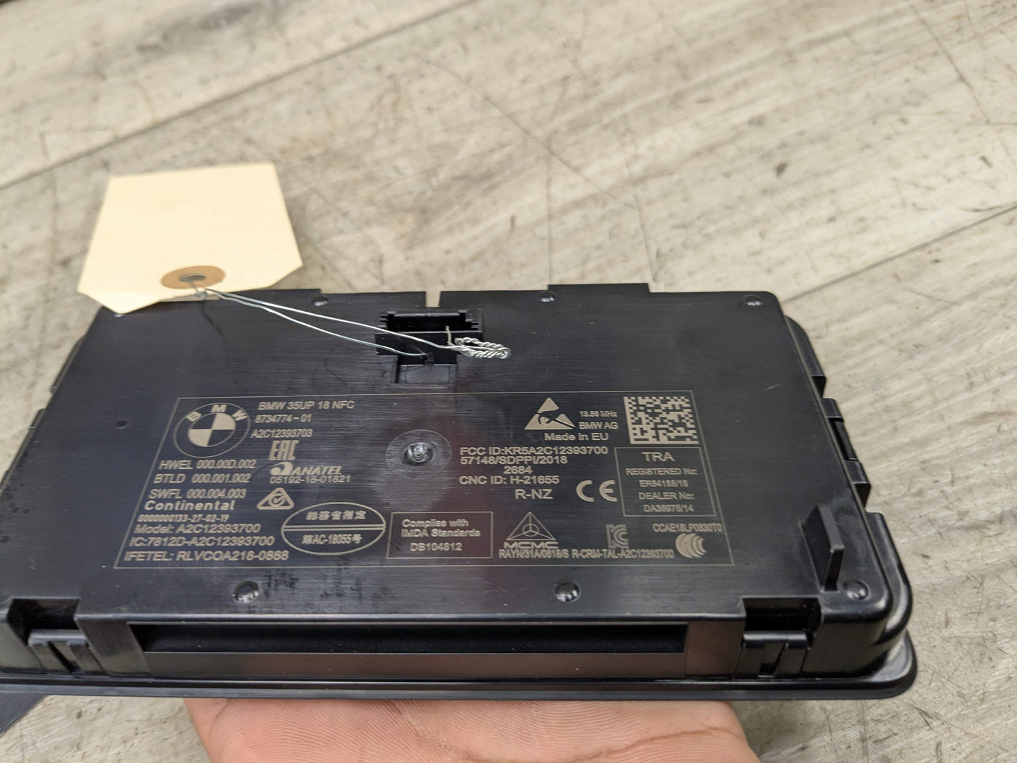 OEM BMW G01 G05 G20 G26 G80 M4 Center Console Storage Phone Car Wireless Charger