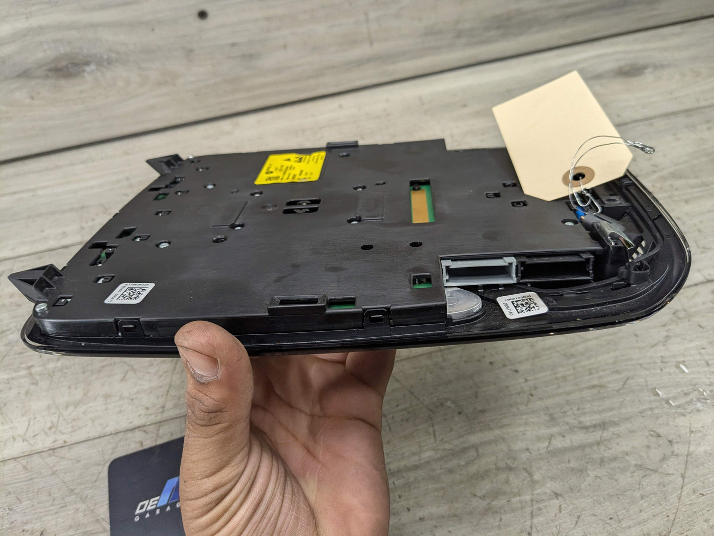 OEM BMW F90 F97 G01 G05 G20 G30 330 X3 Front Roof Console Dome Light SOS Switch