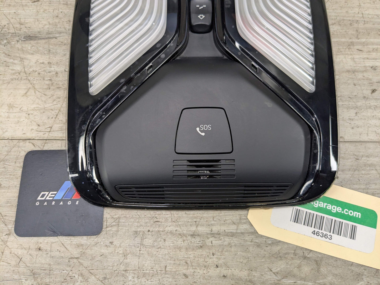 OEM BMW F90 F97 G01 G05 G20 G30 330 X3 Front Roof Console Dome Light SOS Switch