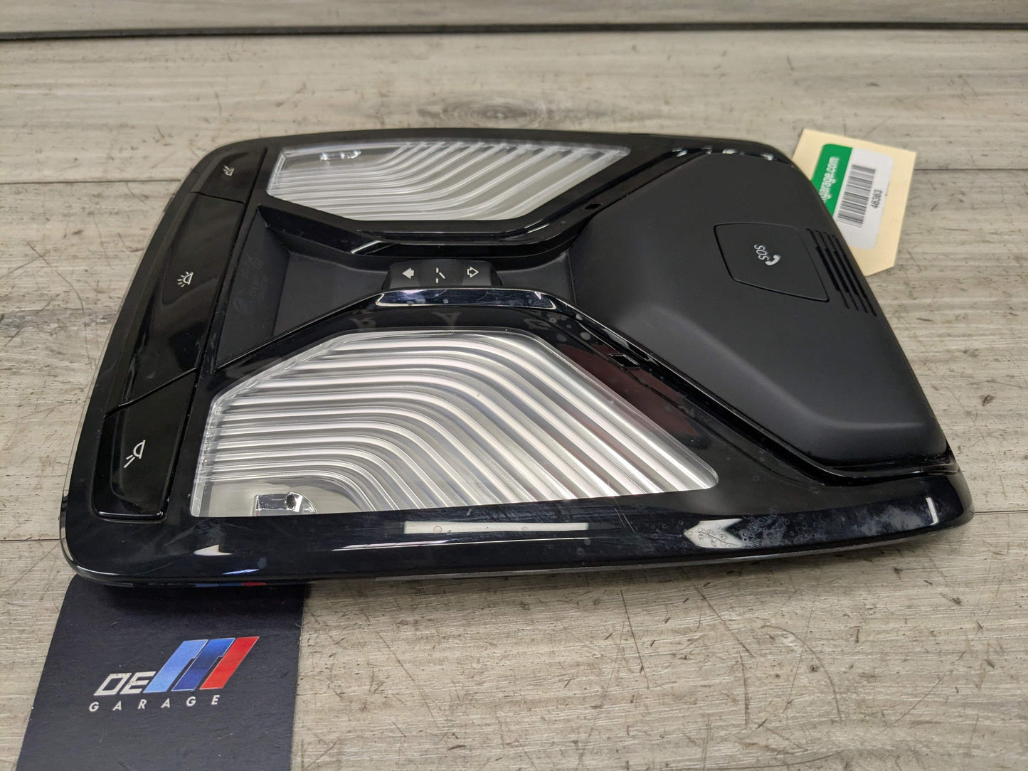 OEM BMW F90 F97 G01 G05 G20 G30 330 X3 Front Roof Console Dome Light SOS Switch