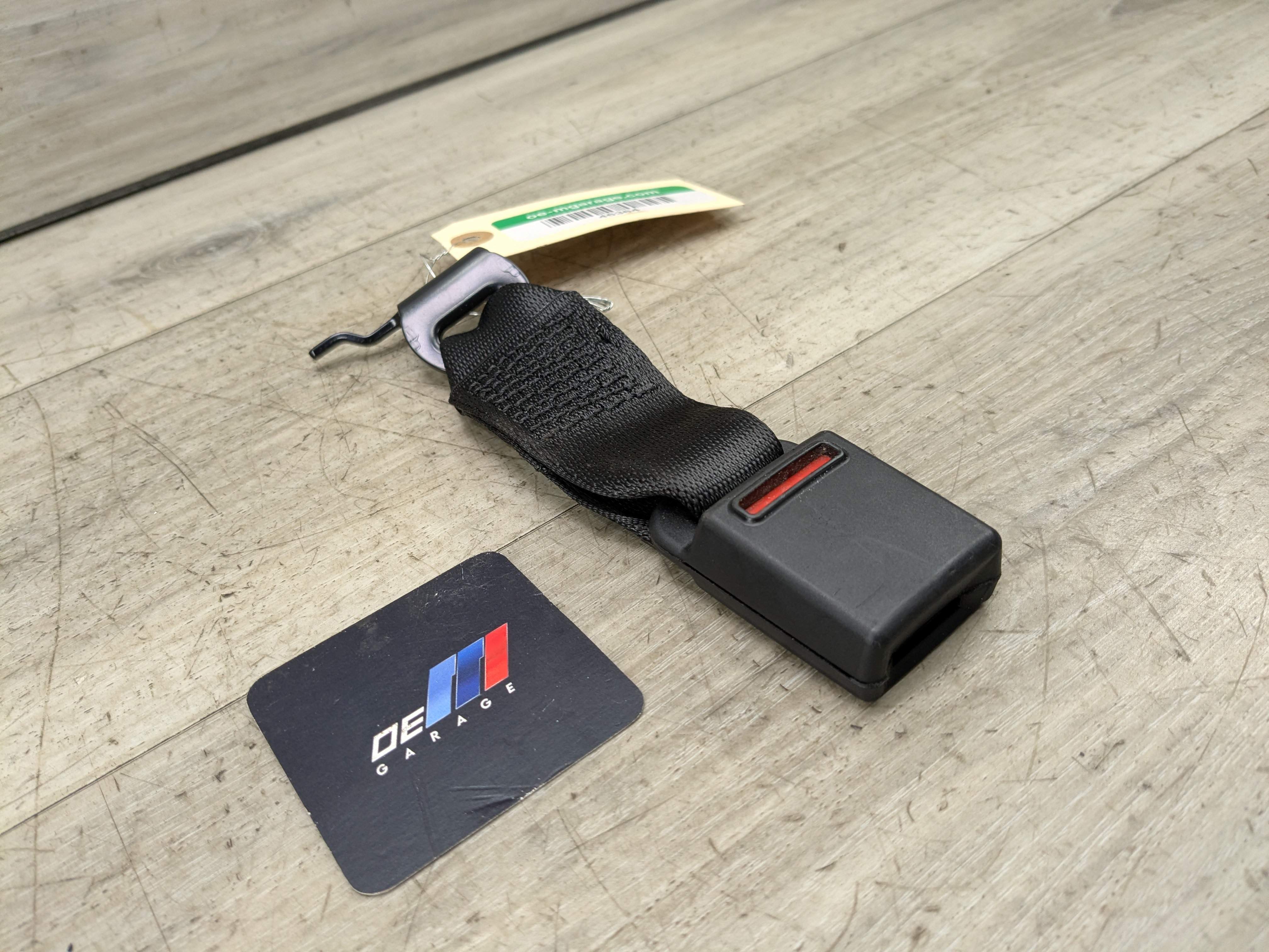 19-25 OEM BMW G20 G80 330 M340 M3 Rear Center Seatbelt Seat Belt Buckl ...