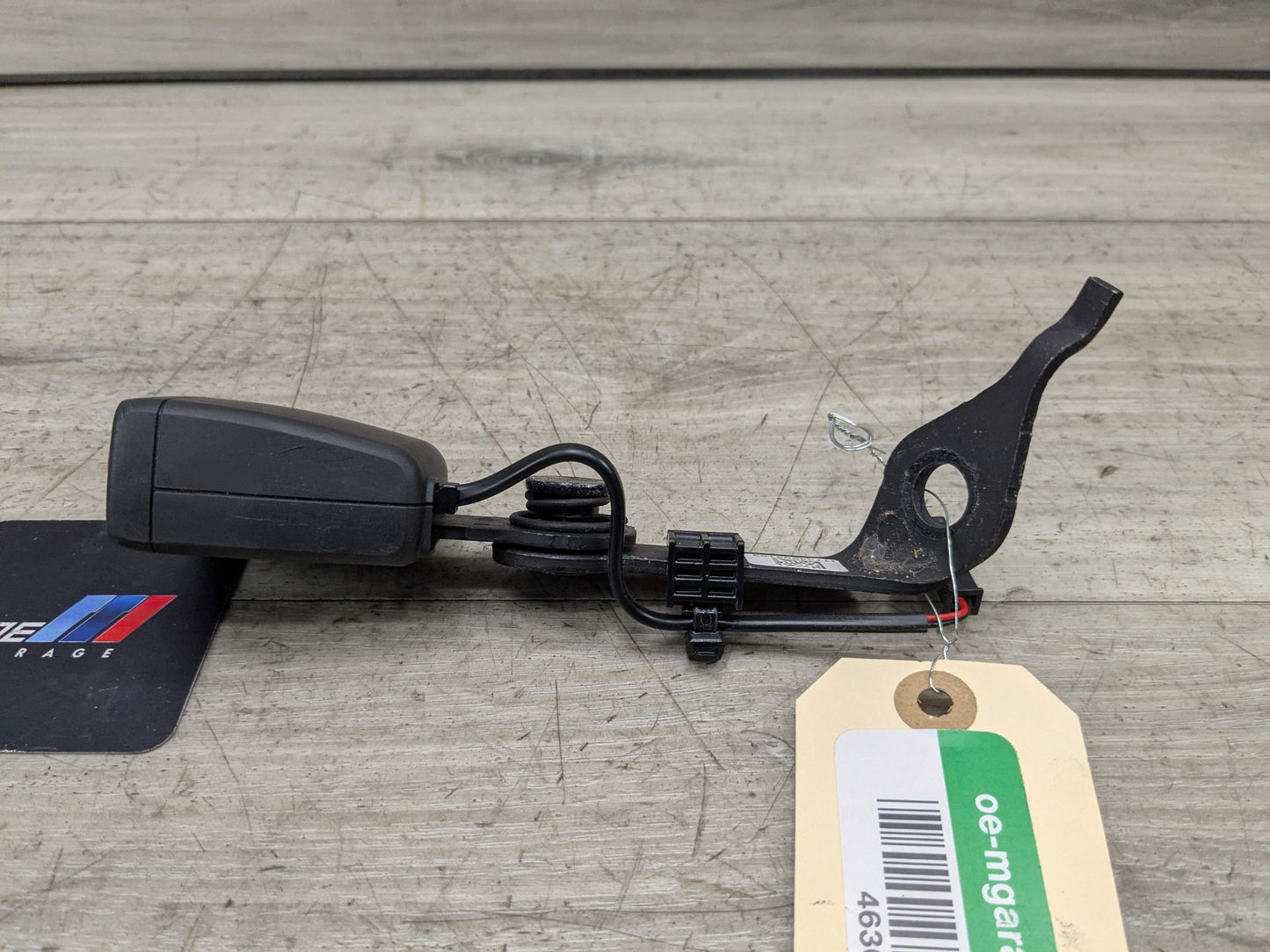 OEM BMW G20 G22 G26 G80 G82 M3 M4 Rear Left Driver Seatbelt Seat Belt Buckle