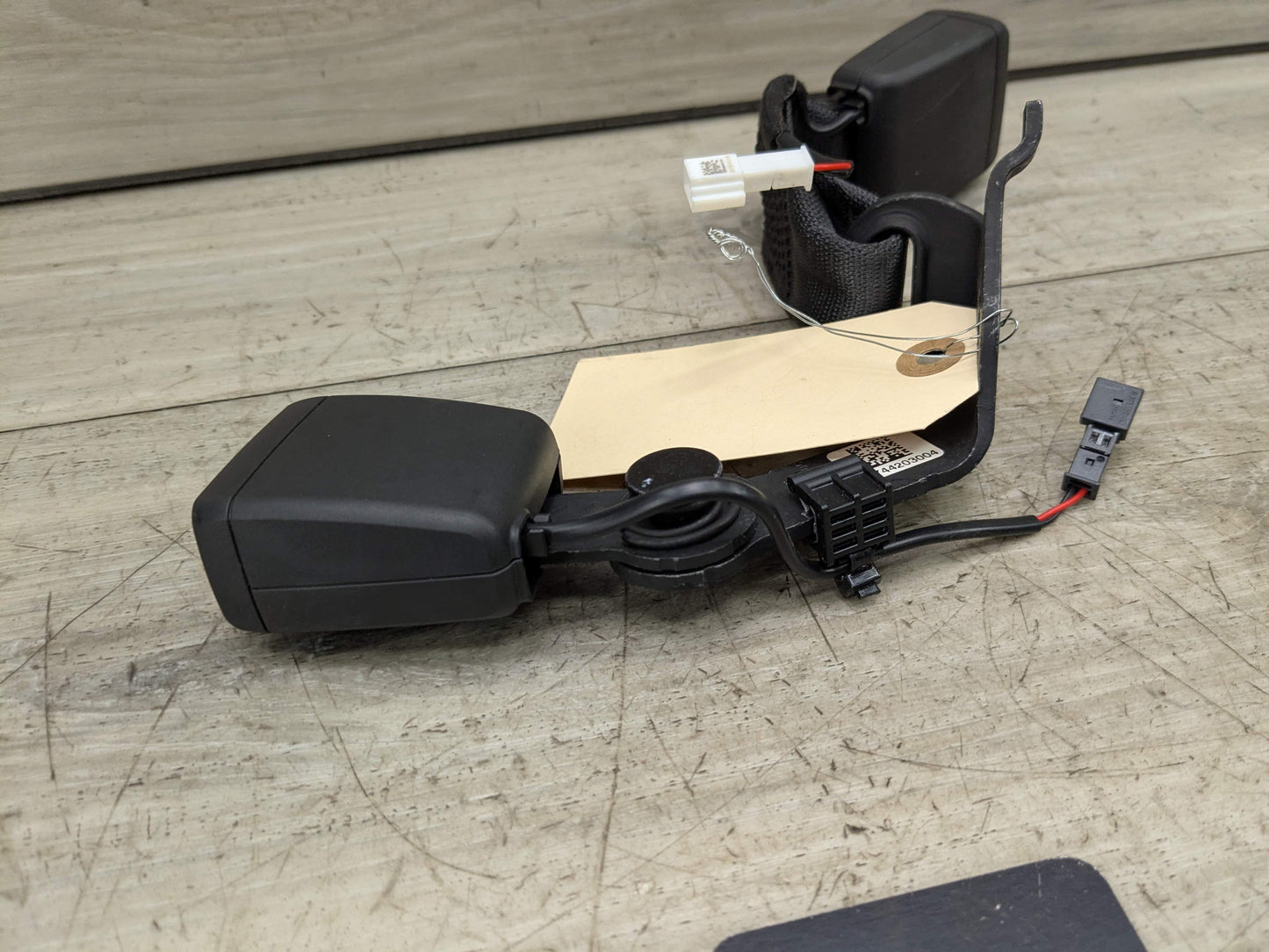 OEM BMW G20 G22 G26 G80 G82 M3 M4 Rear Right Passenger Seatbelt Seat Belt Buckle