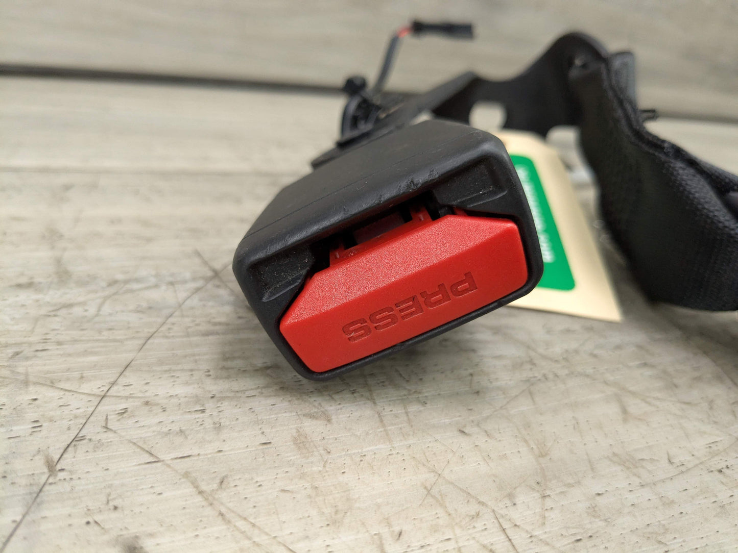 OEM BMW G20 G22 G26 G80 G82 M3 M4 Rear Right Passenger Seatbelt Seat Belt Buckle