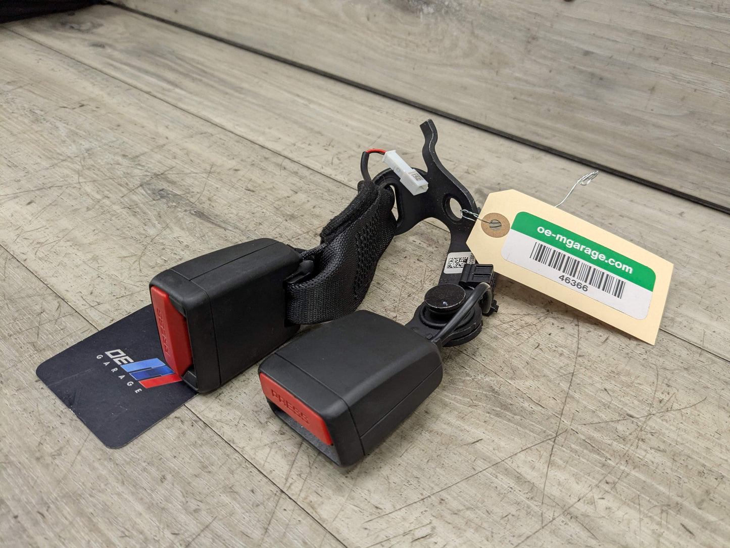 OEM BMW G20 G22 G26 G80 G82 M3 M4 Rear Right Passenger Seatbelt Seat Belt Buckle