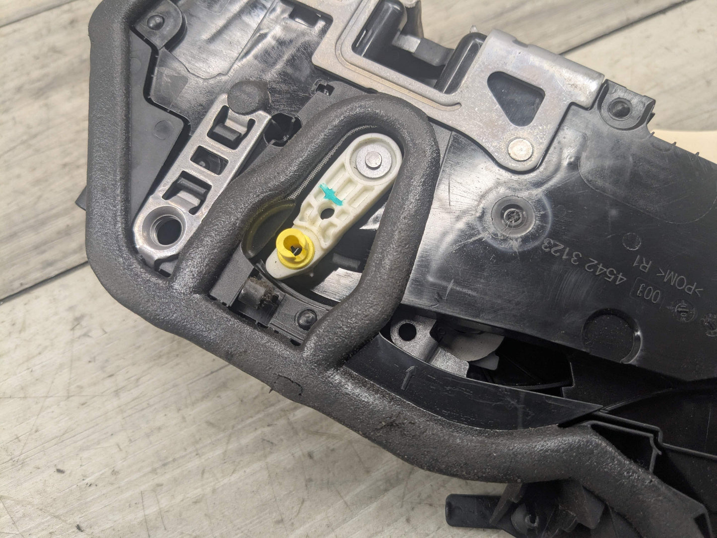 OEM BMW G20 G26 G42 G80 G87 M2 M3 Front Right Passenger Door Lock Latch Actuator