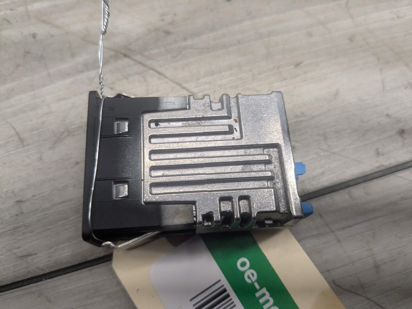 OEM BMW F48 F97 G01 G12 G20 G26 G30 USB Type C Socket Charger Port Connector