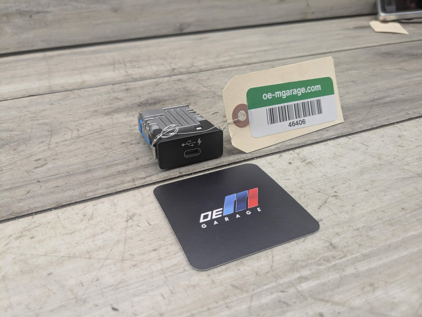 OEM BMW F44 F48 F97 G01 G05 G12 G20 G30 G80 USB Dual Type C Charger Port Socket