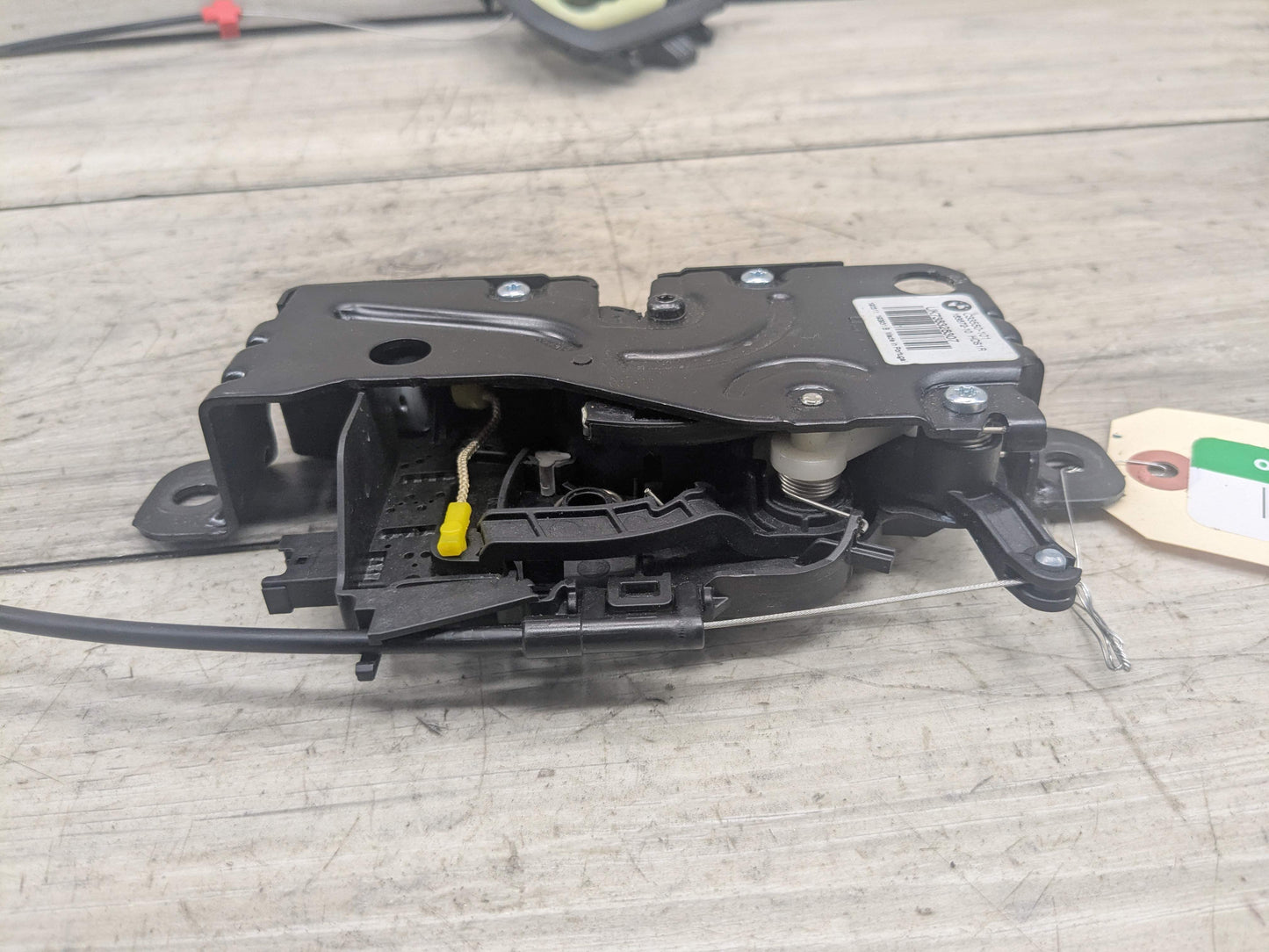 OEM BMW F44 F90 G20 G22 G26 G30 G42 G80 G82 Trunk Lid Latch Lock Opener Actuator