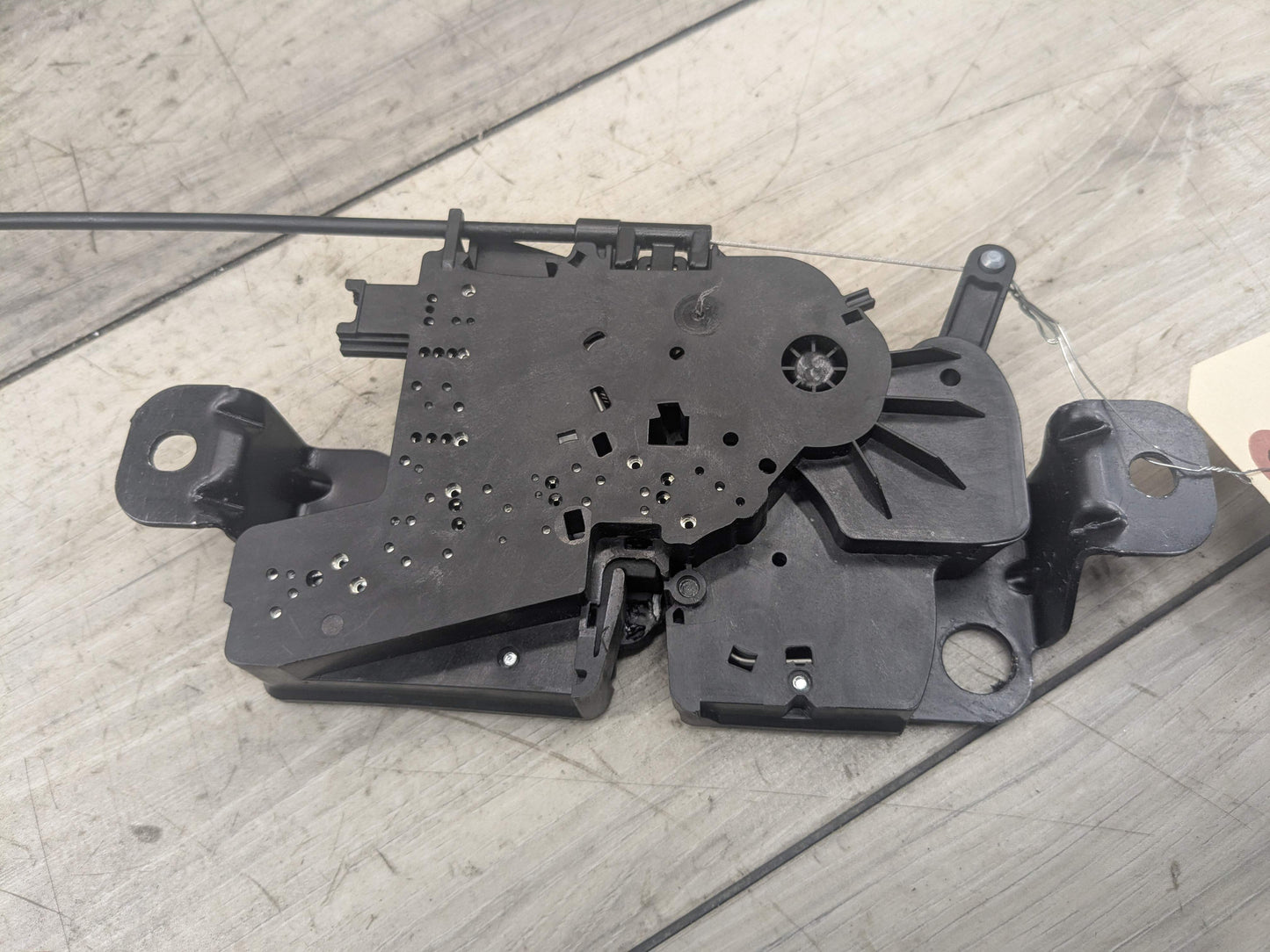 OEM BMW F44 F90 G20 G22 G26 G30 G42 G80 G82 Trunk Lid Latch Lock Opener Actuator