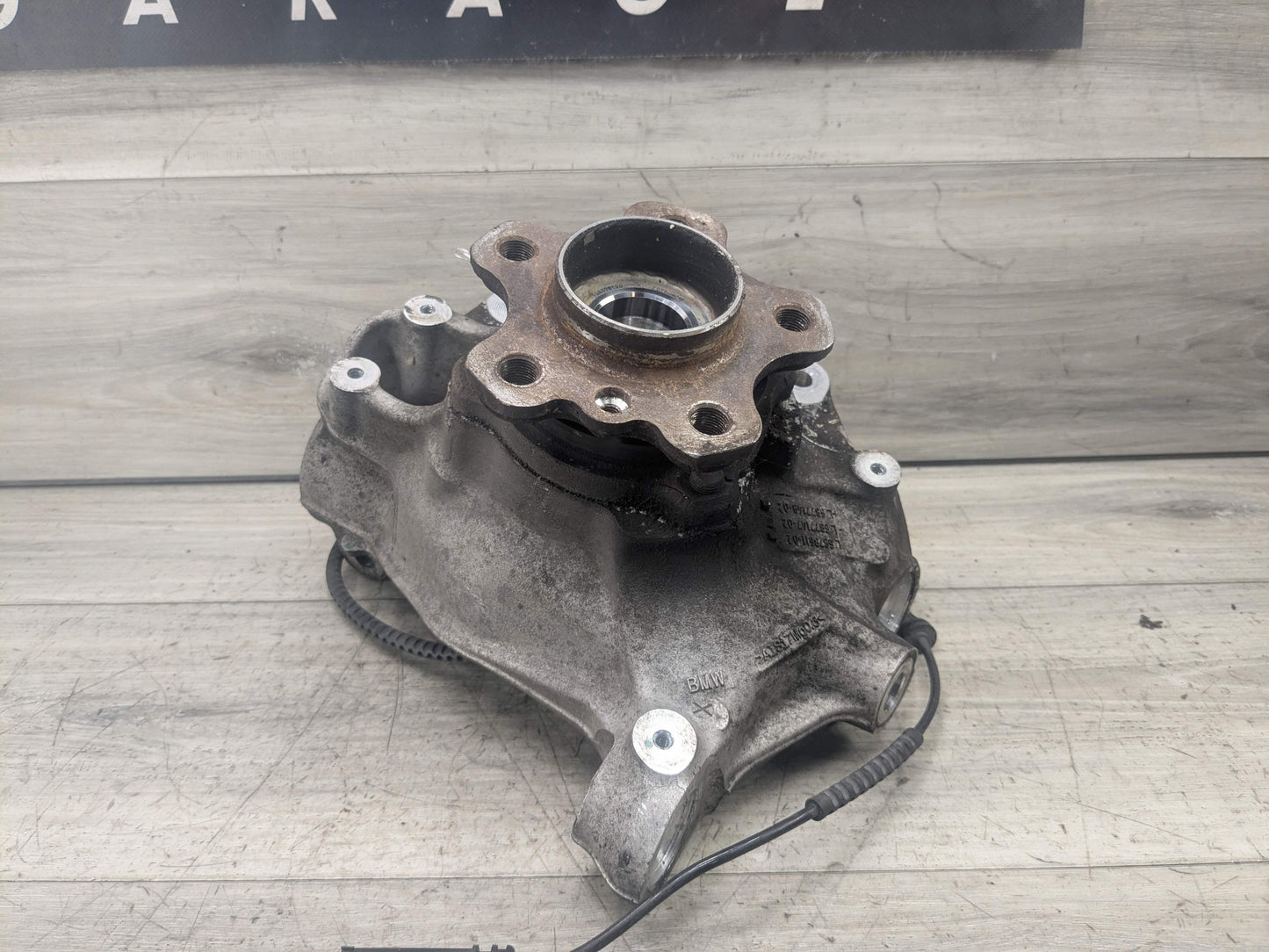 OEM BMW G20 G22 G23 330 M340 FRONT Left Driver Hub Spindle Knuckle Bearing AWD