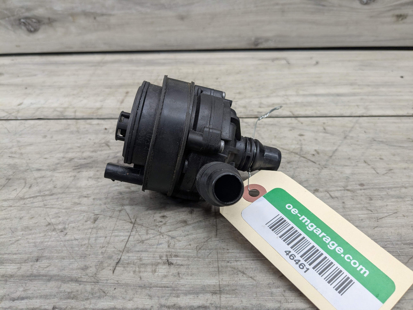 *OEM BMW G01 G05 G20 G22 G30 G42 G80 G82 G83 M3 M4 Engine Auxiliary Water Pump