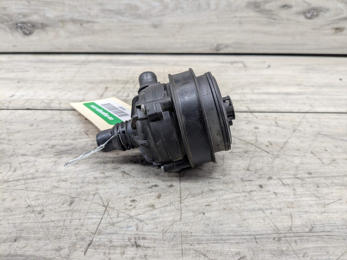 *OEM BMW G01 G05 G20 G22 G30 G42 G80 G82 G83 M3 M4 Engine Auxiliary Water Pump