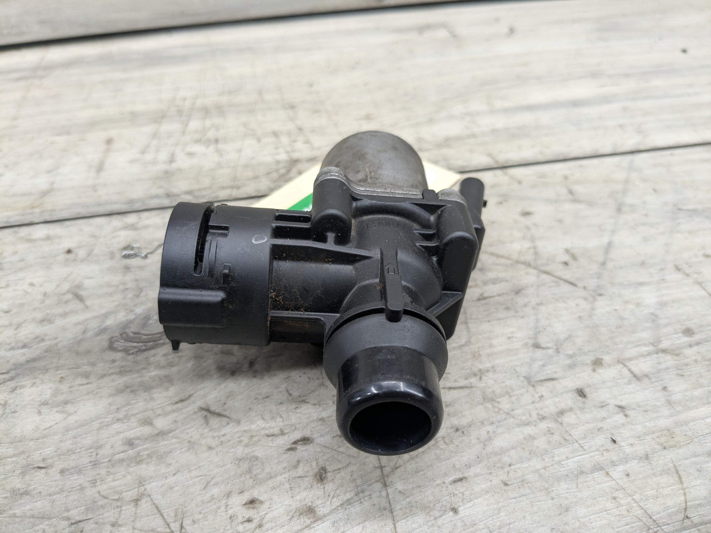 OEM BMW F30 G12 G20 G30 Engine B46 B48 B58 Variable Valve Timing Solenoid