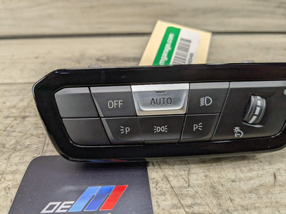 OEM BMW G20 G22 G23 G26 G42 G80 G82 M3 M4 Headlight Control Switch Light Module