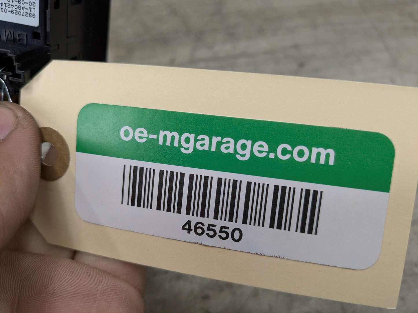 OEM BMW F90 F97 G01 G05 G20 G30 Trunk Lid Liftgate Open Release Switch Button