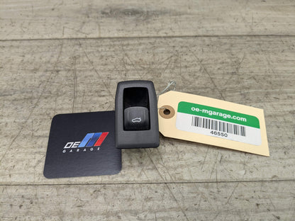 OEM BMW F90 F97 G01 G05 G20 G30 Trunk Lid Liftgate Open Release Switch Button