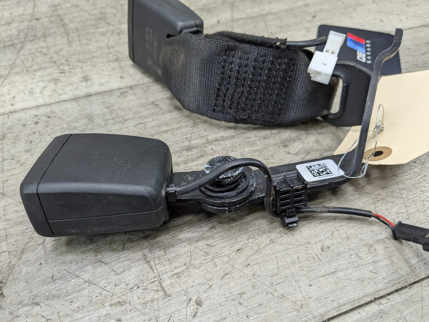 OEM BMW G20 G22 G26 G80 G82 M3 M4 Rear Right Passenger Seatbelt Seat Belt Buckle