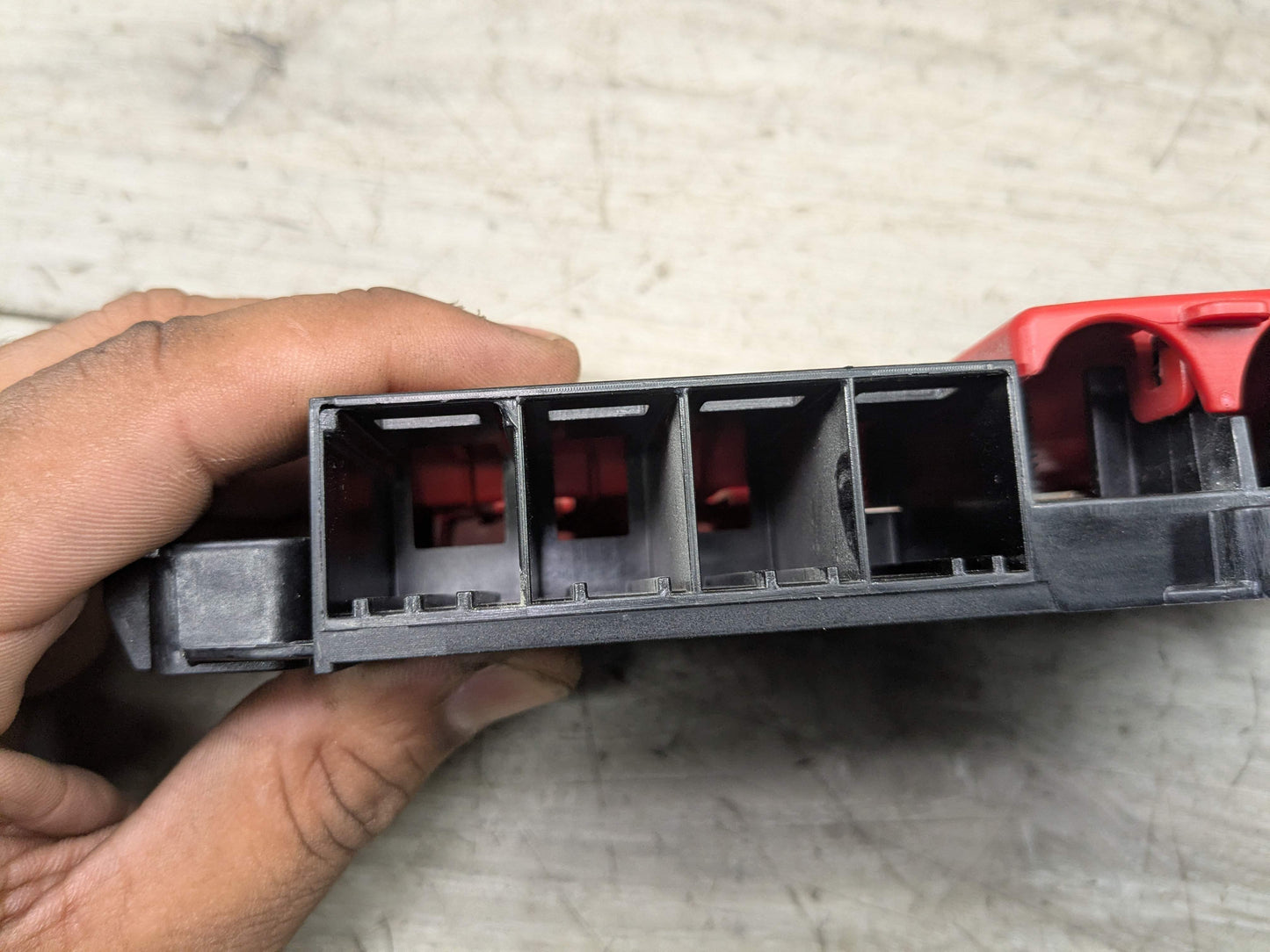OEM BMW G20 G22 G23 G26 G80 G82 B+ Positive Battery Junction Terminal Fuse Box