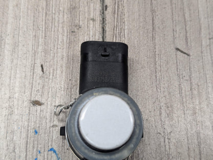 OEM BMW F15 F16 F48 F90 F97 G01 G12 G30 X1 X3 X5 Bumper Parking PDC Sensor White