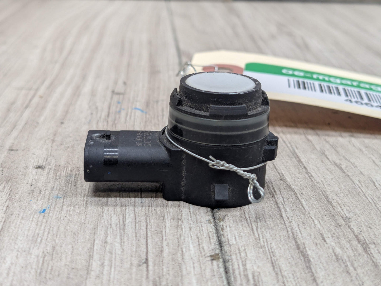 OEM BMW F15 F16 F48 F90 F97 G01 G12 G30 X1 X3 X5 Bumper Parking PDC Sensor White