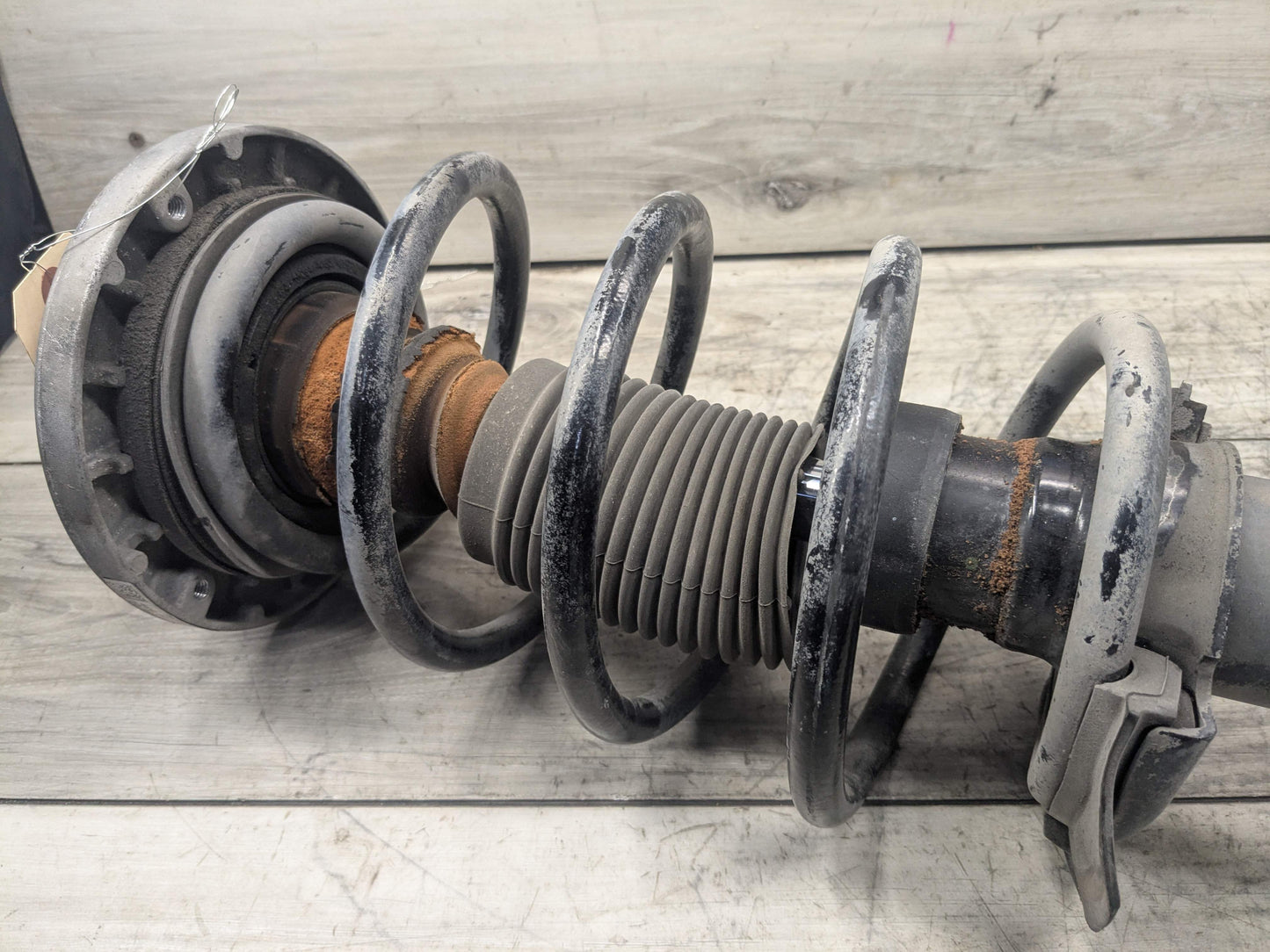11-18 OEM BMW F25 F26 X3 X4 Front Right Passenger Spring Strut Shock Absorber