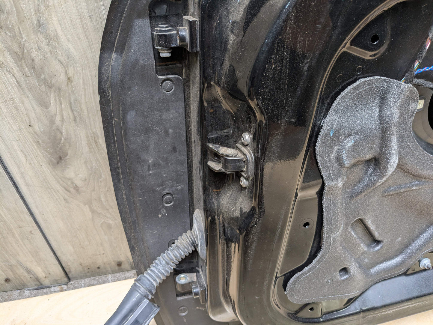 *14-20 OEM BMW F32 F33 F82 F83 M4 Front Right Passenger Door Shell Panel Black