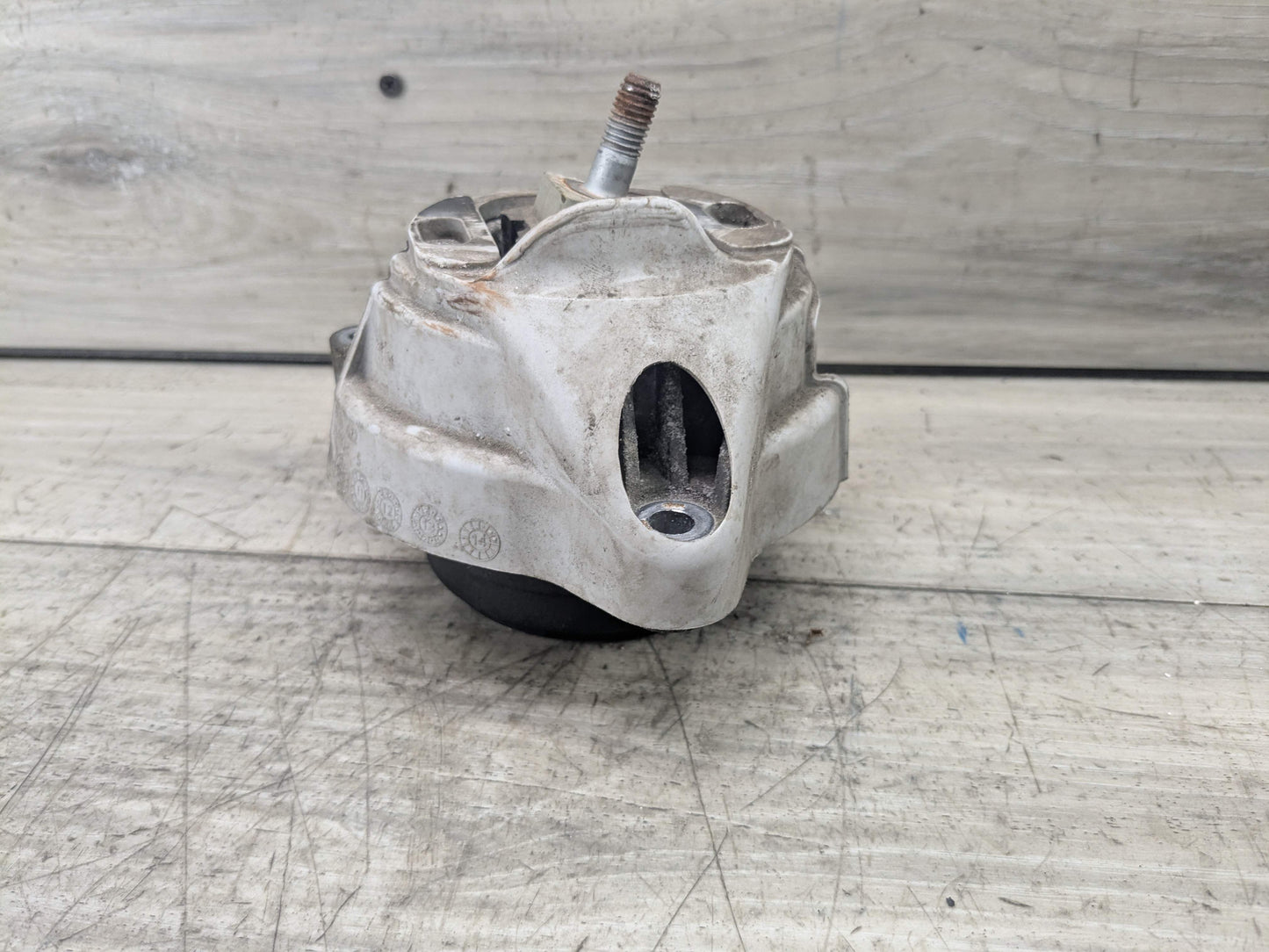 OEM BMW F22 F23 F30 F32 F33 F36 335 435 Engine N55 Right Passenger Motor Mount