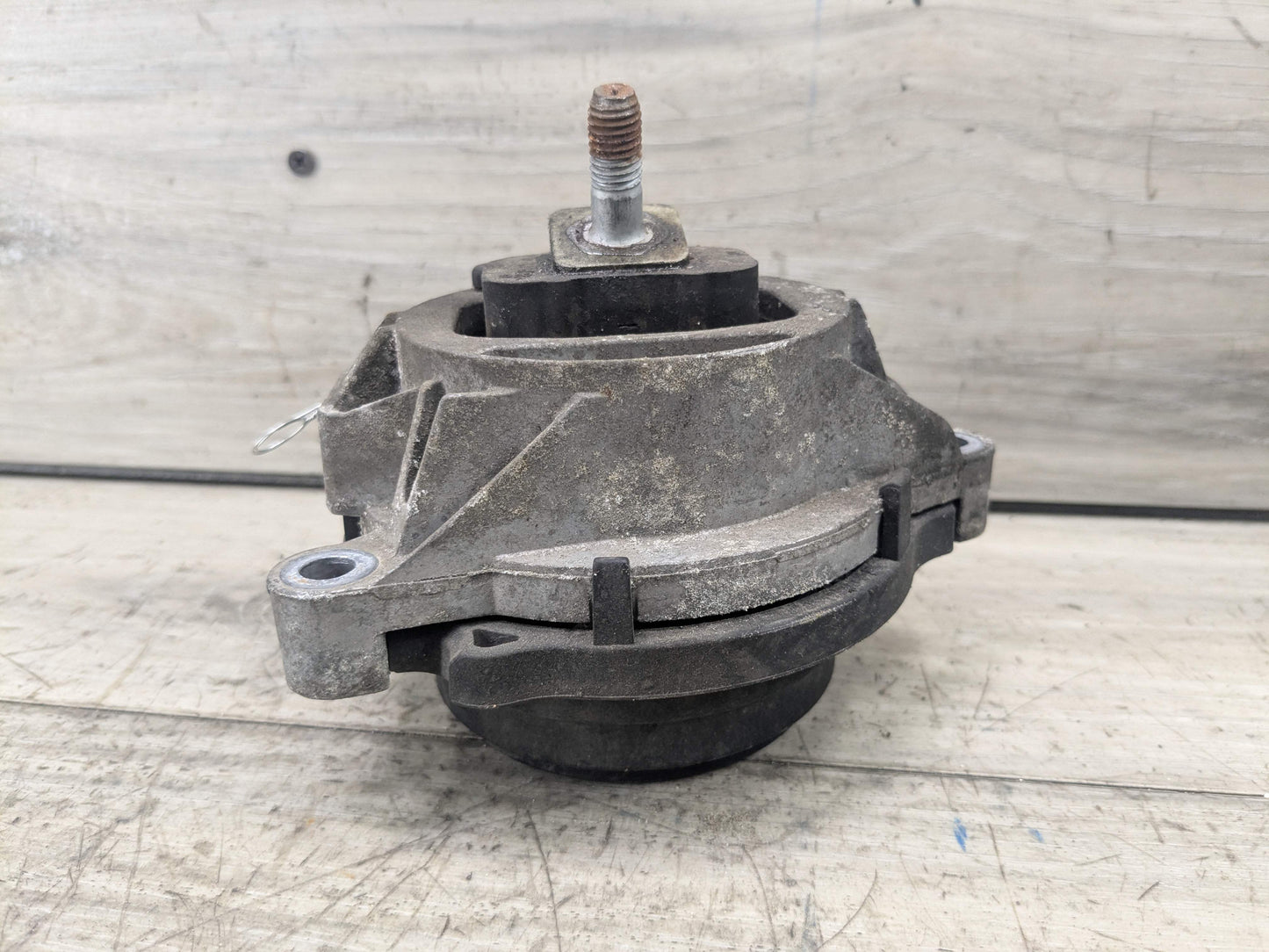 OEM BMW F22 F23 F30 F32 F33 F36 Engine B58 N55 Left Driver Motor Mount
