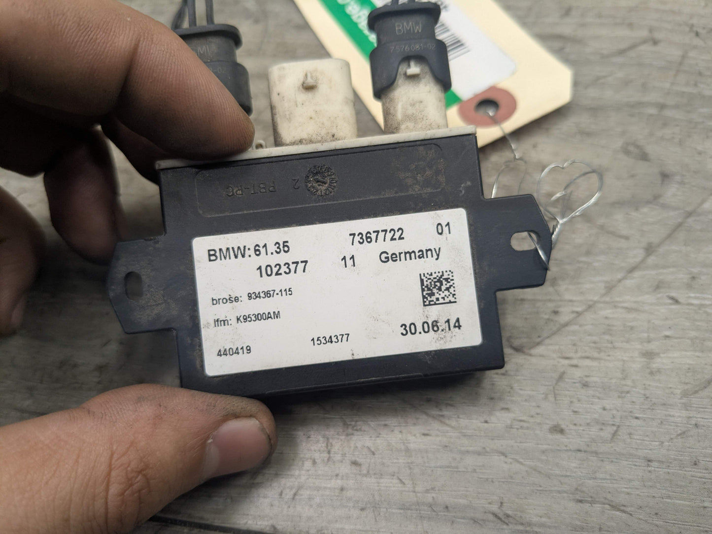 OEM BMW G30 G12 F90 M5 F48 X1 G01 X3 Control Unit Smart Opener Module w/ Sensor