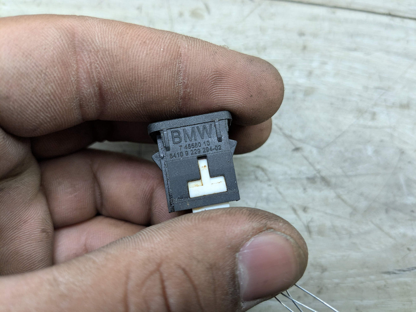 OEM BMW F30 F36 F80 F82 F83 M3 M4 F90 G01 G05 G12 G20 G30 X3 X5 USB Socket Port
