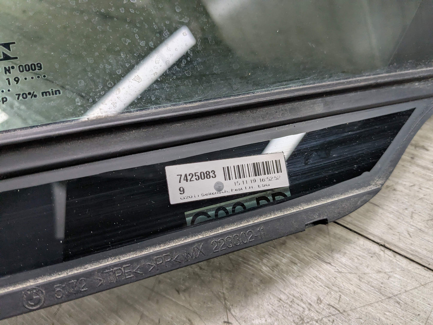 19-25 OEM BMW G20 G80 330 M340 M3 Rear Left Driver Side Quarter Window Glass