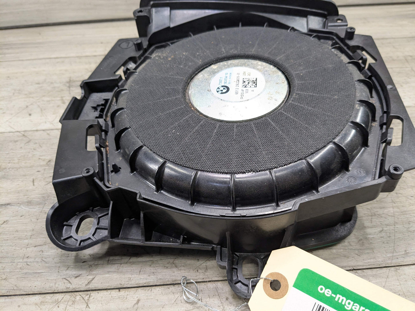 OEM BMW G20 G22 G23 G26 G42 G80 G82 Left Driver Sub Subwoofer Audio Speaker HIFI
