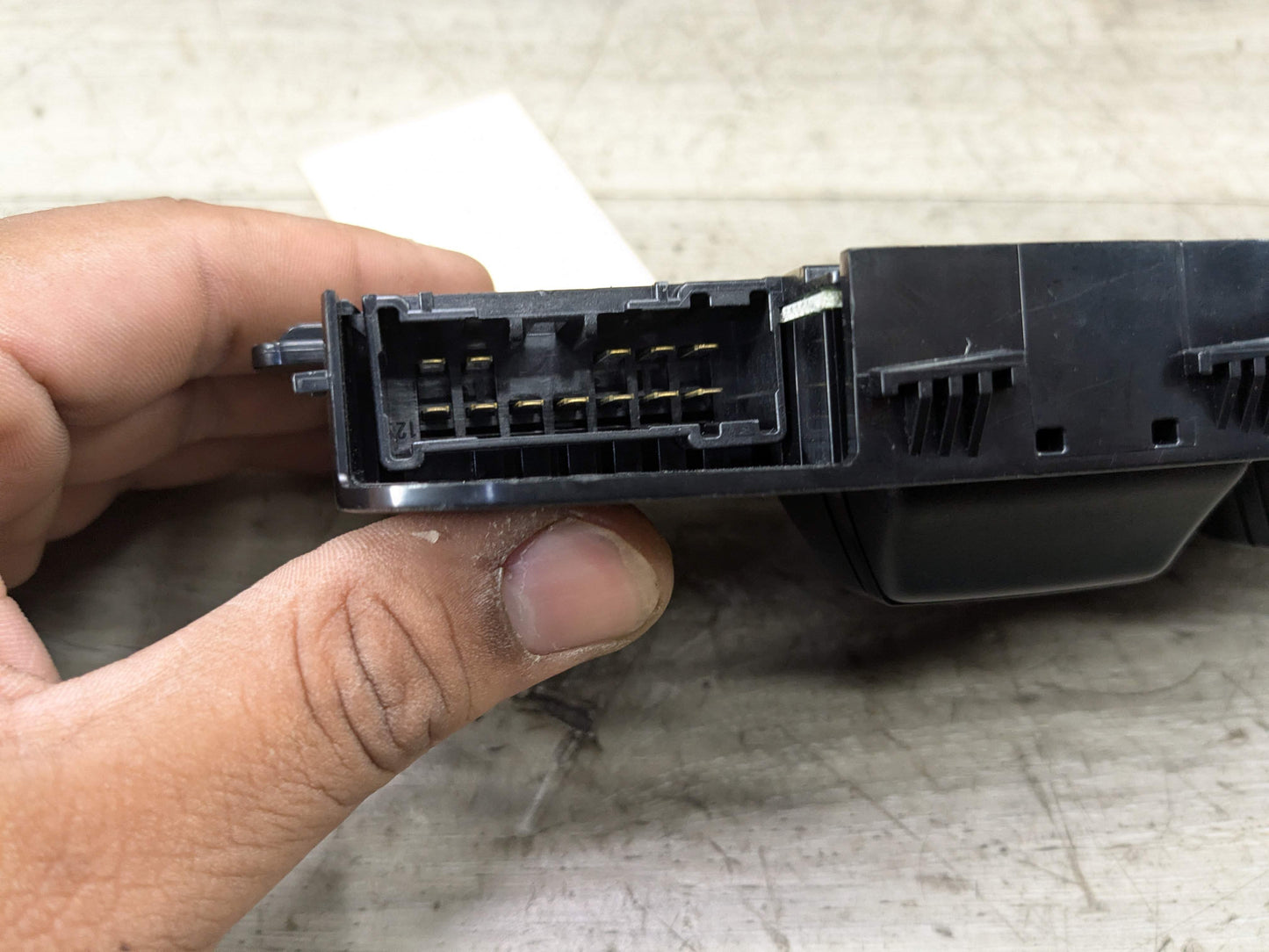 OEM BMW F30 F36 F25 F39 F48 X1 Front Right Passenger Adjust Seat Control Switch