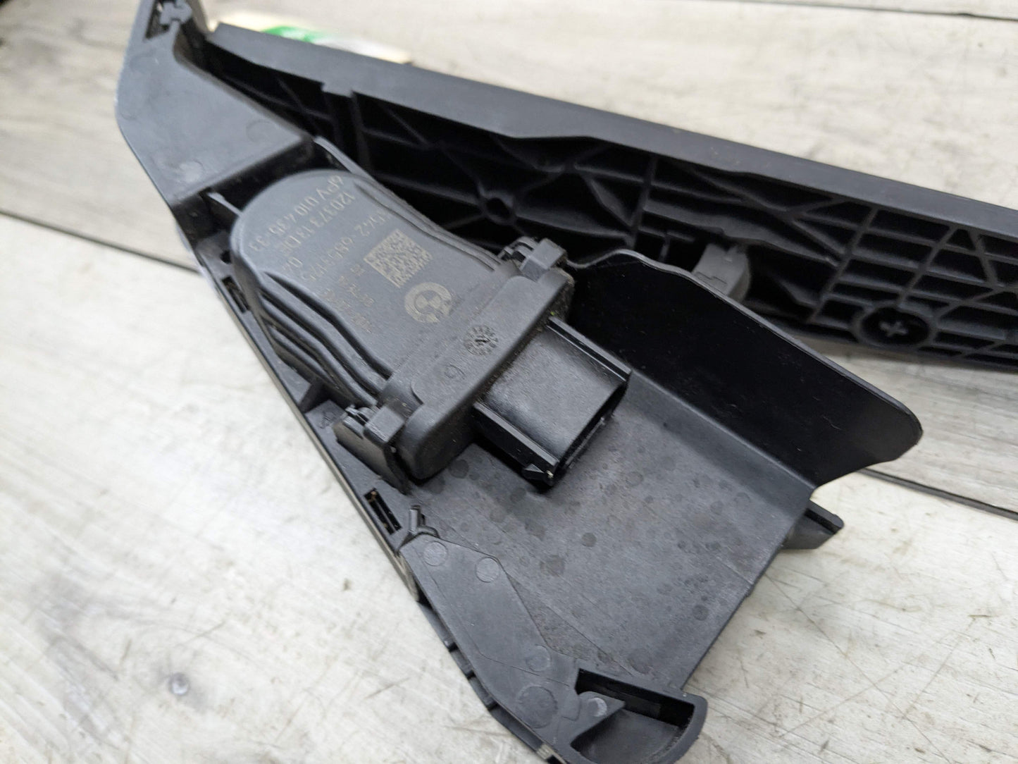 OEM BMW F15 F22 F25 F30 F36 F80 G01 G05 G20 X3 X5 Accelerator Throttle Gas Pedal