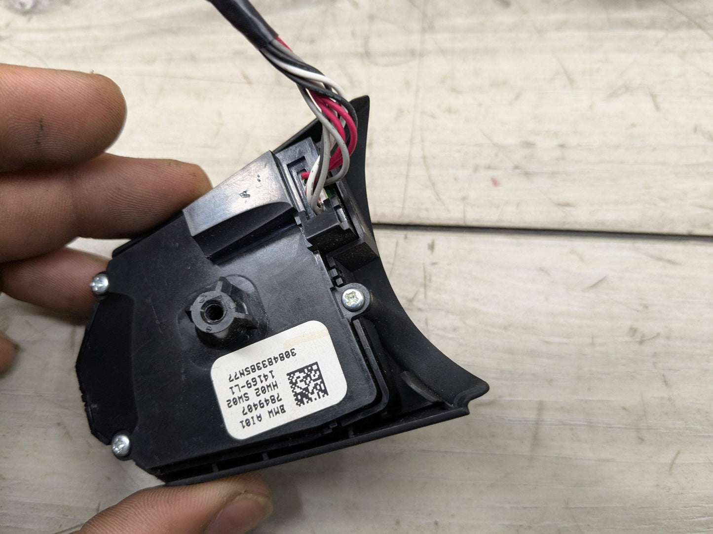 OEM BMW F10 F22 F23 F30 F32 F33 F36 M SPORT Steering Wheel Multifunction Button